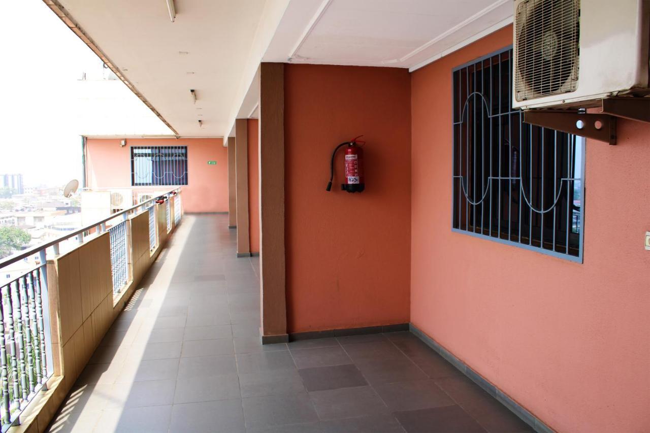Residence Blue Sky Douala Eksteriør billede